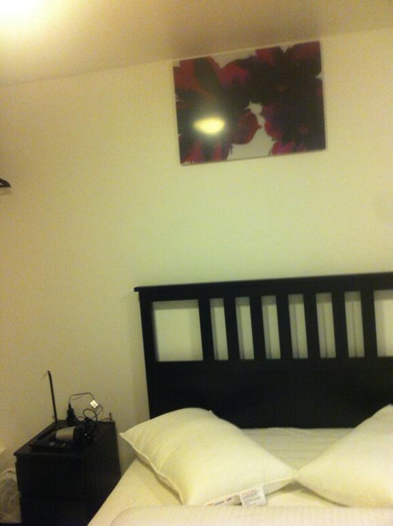 Duke Of Fife Hotel Barking  Bilik gambar