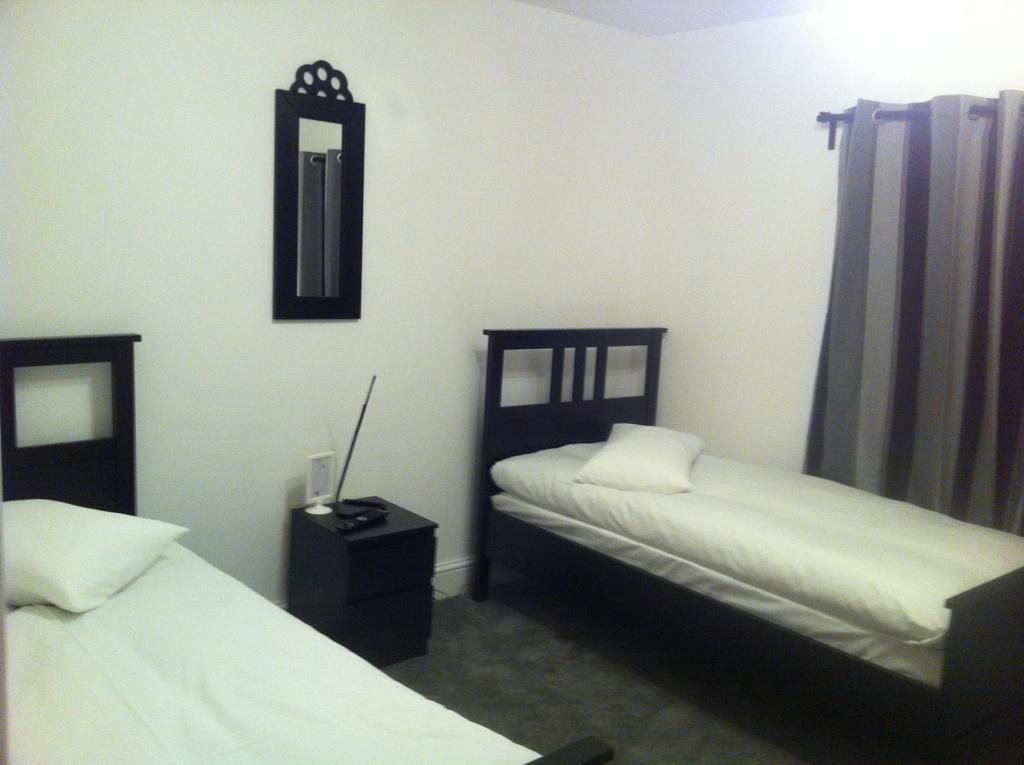 Duke Of Fife Hotel Barking  Bilik gambar
